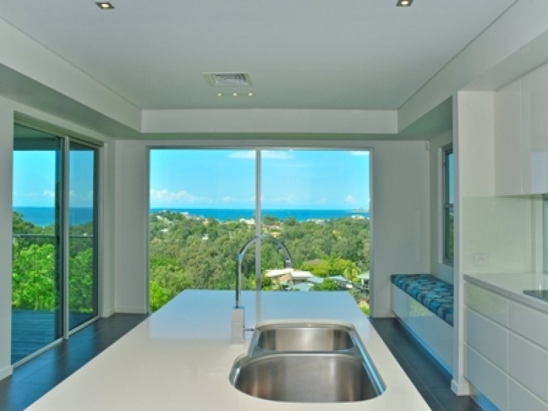 53 Crest Drive, Currumbin QLD 4223