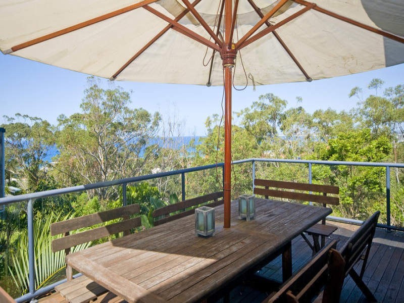 2 Kandra Avenue, Currumbin QLD 4223