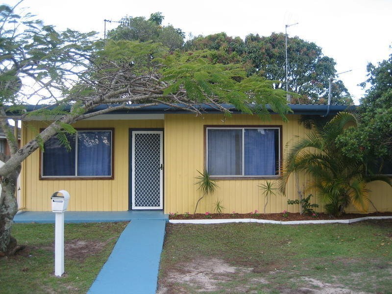 155 Townson Avenue, Palm Beach QLD 4221