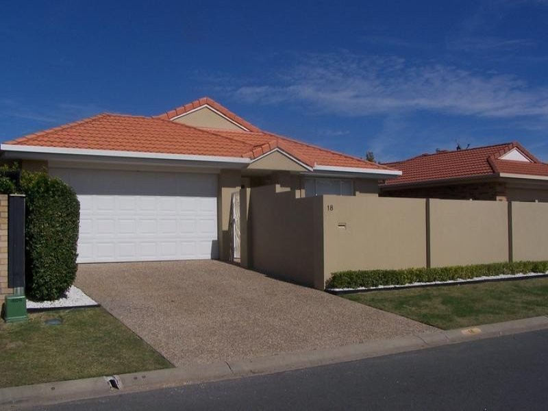 18 Nuthatch Street, Burleigh Waters QLD 4220