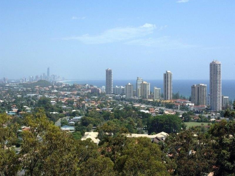 127 George Street, Burleigh Heads QLD 4220