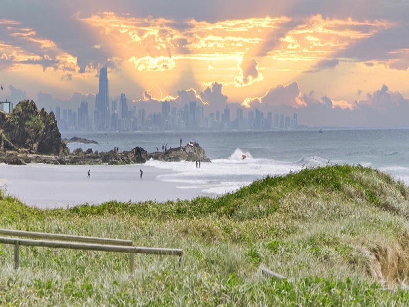 654 Pacific Parade, Tugun QLD 4224