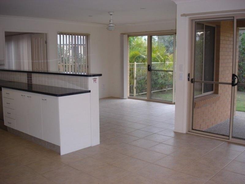 49 Bridgewater Drive, Varsity Lakes QLD 4227