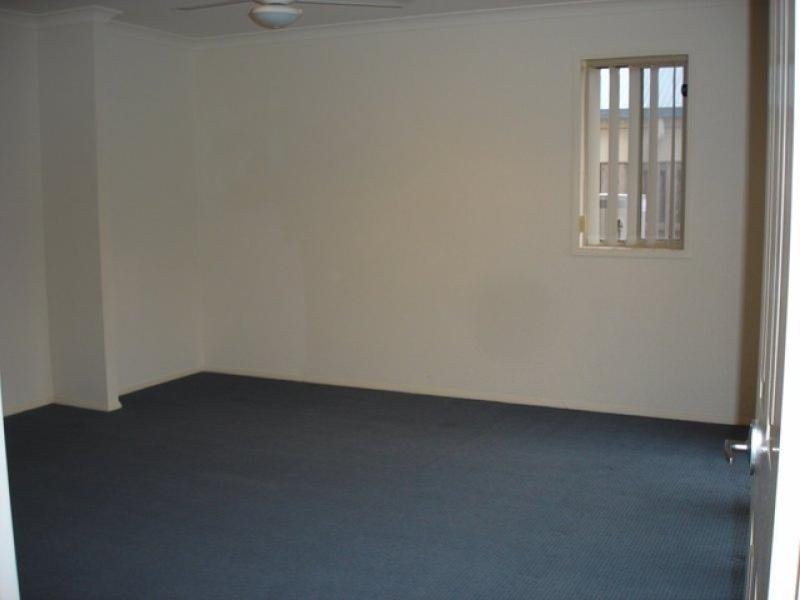 49 Bridgewater Drive, Varsity Lakes QLD 4227