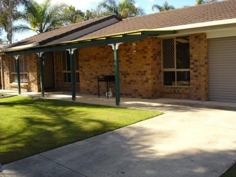 56 Silvabank Drive, Varsity Lakes QLD 4227