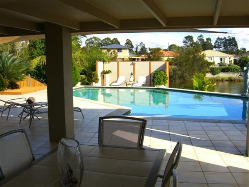 41 Gardendale Drive, Burleigh Waters QLD 4220