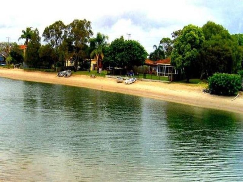 14 Parnki Parade, Palm Beach QLD 4221