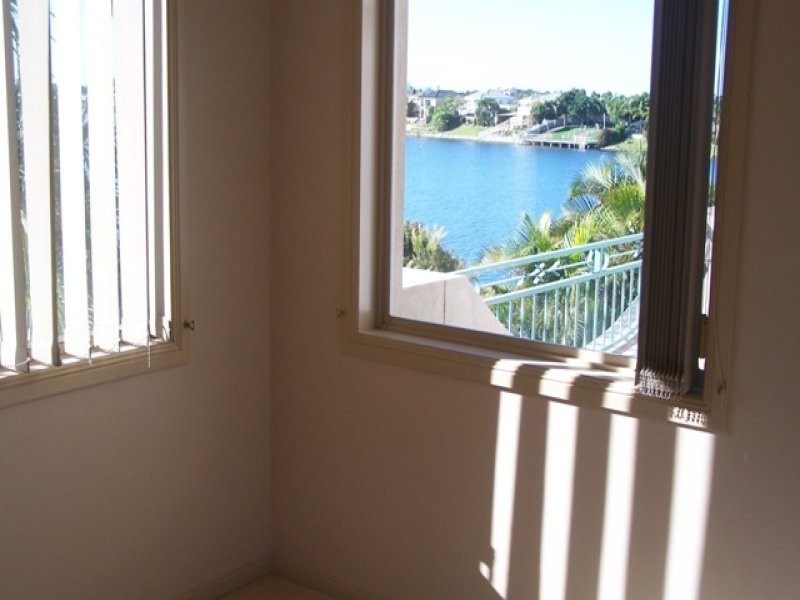 14 Massachusetts Court, Varsity Lakes QLD 4227