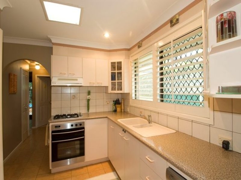 103 Burleigh Street, Burleigh Waters QLD 4220