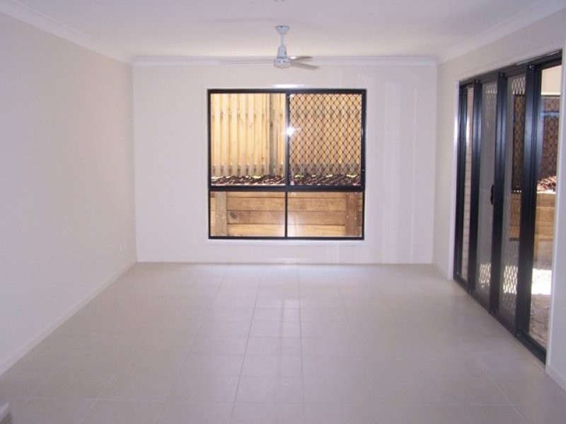 11 Ryan Place, Ormeau QLD 4208