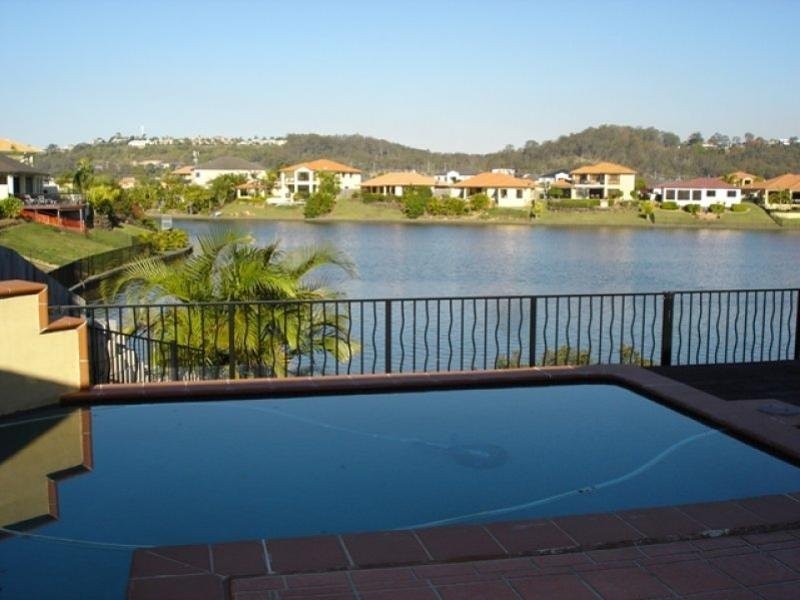 134 Dunlin Drive, Burleigh Waters QLD 4220