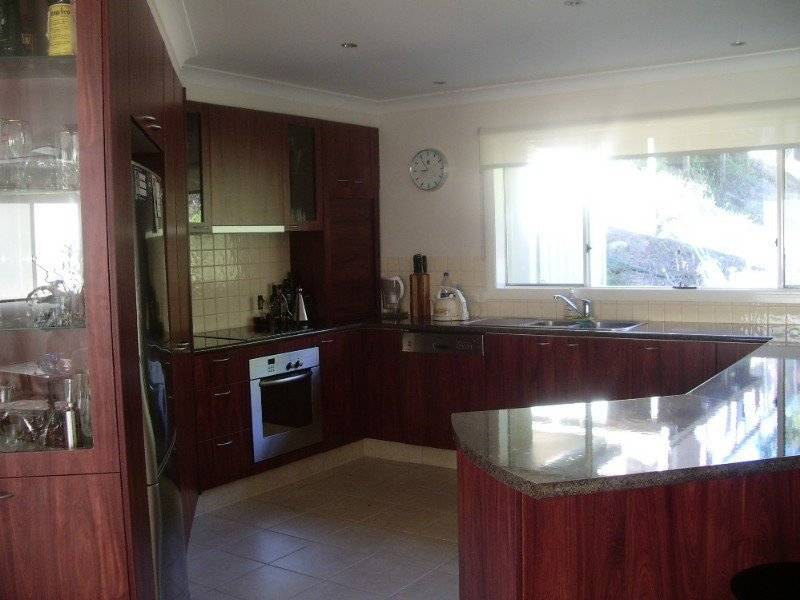 12 Rivage Place, Highland Park QLD 4211