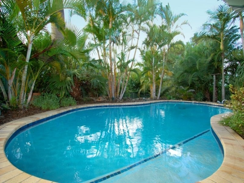 4 Marla Way, Carrara QLD 4211