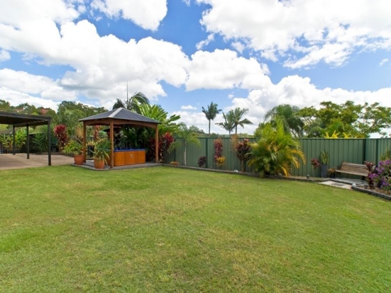 8 Clutha Court, Highland Park QLD 4211
