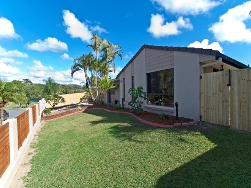 9 Saraji Street, Worongary QLD 4213