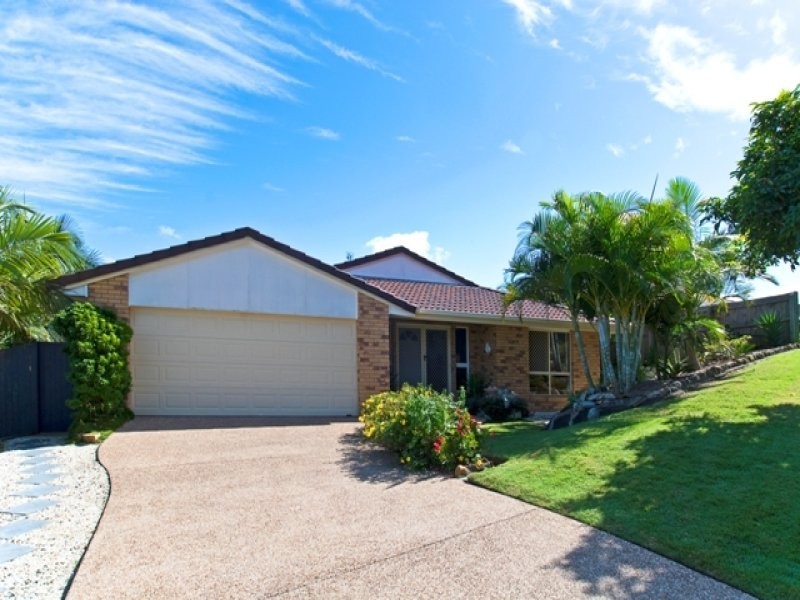 83 Paddington Drive, Carrara QLD 4211