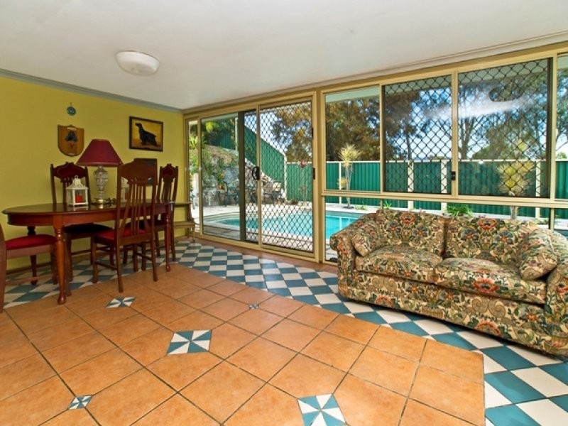 2 Lytham Court, Highland Park QLD 4211