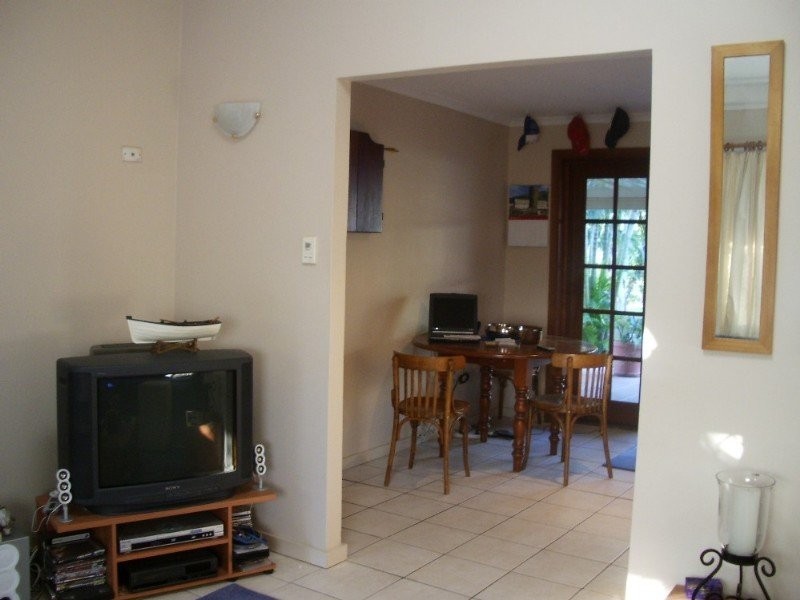 15 Pappas Way, Carrara QLD 4211