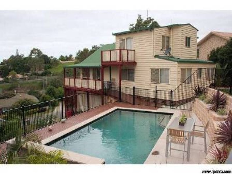 12 Paddington Drive, Carrara QLD 4211