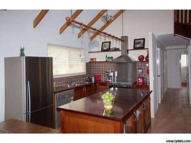 12 Paddington Drive, Carrara QLD 4211