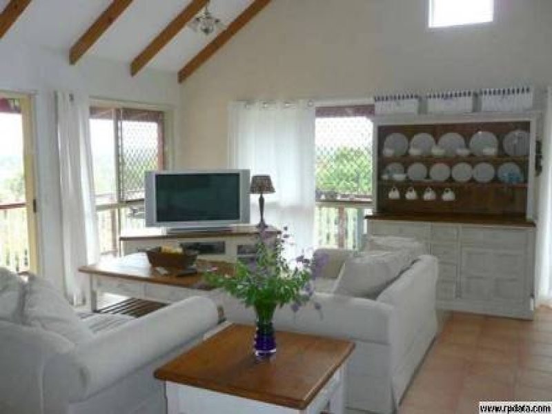 12 Paddington Drive, Carrara QLD 4211