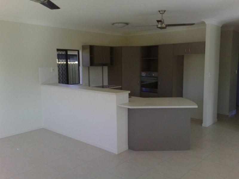 9 Chystanthus Street, Trinity Park QLD 4879