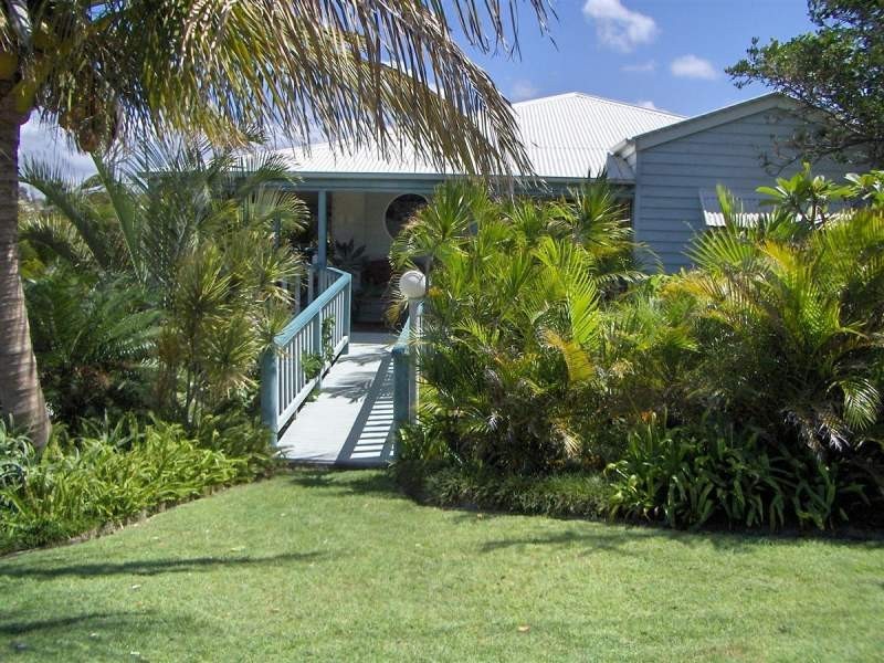 23 Orealla Crescent, Sunrise Beach QLD 4567