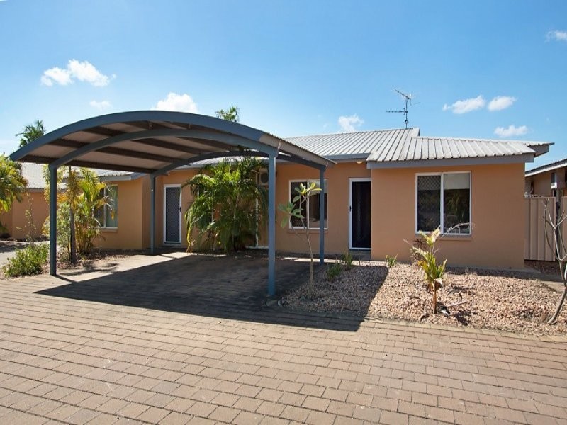 8/9 Hugh Court, Bakewell NT 0832