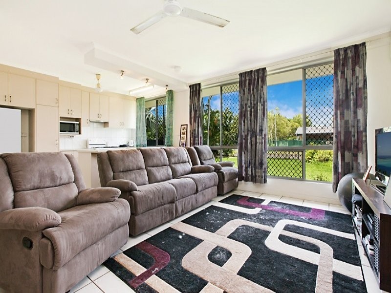 16 Tamarind Road, Moulden NT 0830