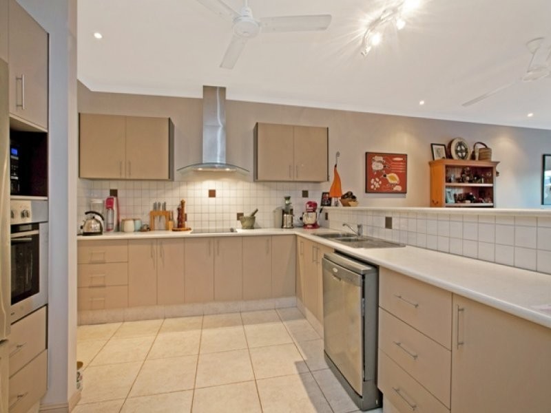 2/16 Mirrakma Crescent, Lyons NT 0810
