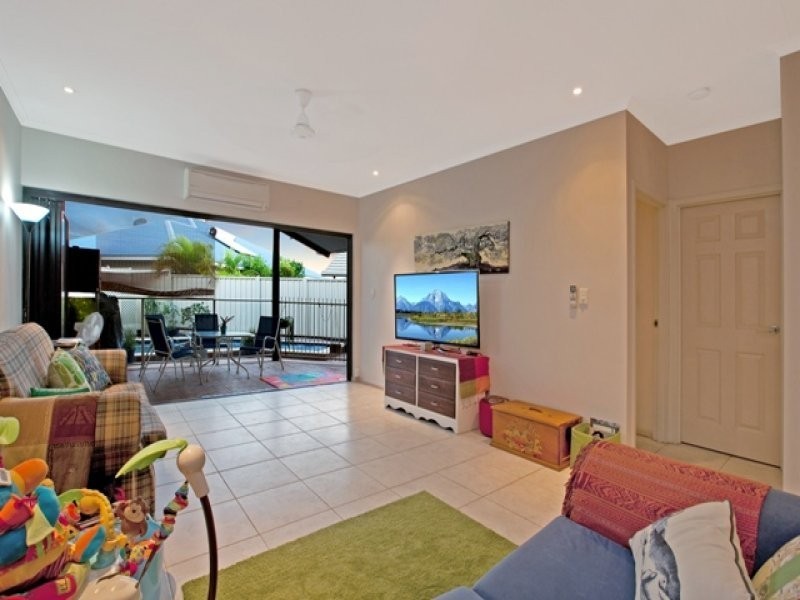 2/16 Mirrakma Crescent, Lyons NT 0810