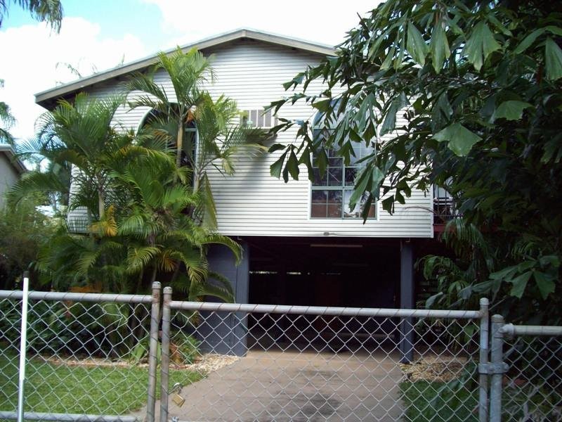 6 Bombax Street, Moulden NT 0830