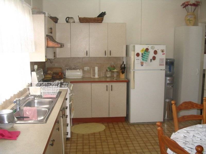 84 Mcconaghy Street, Mitchelton QLD 4053