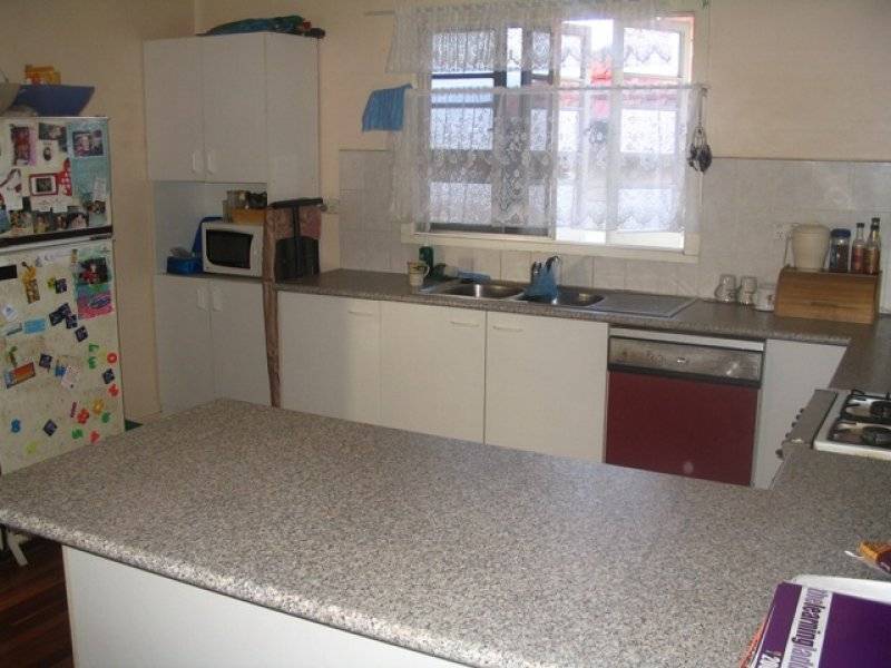 8 Hinkler Street, Kedron QLD 4031