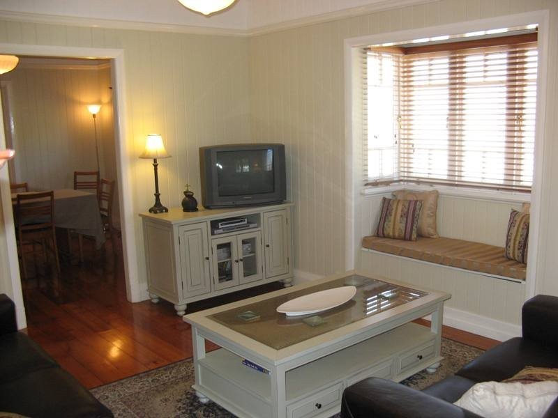 1 Meecham Street, Grange QLD 4051