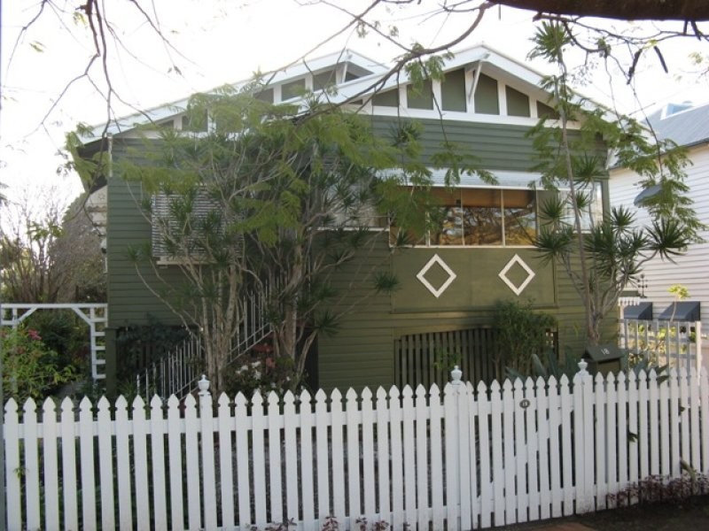 18 Keith Street, Clayfield QLD 4011