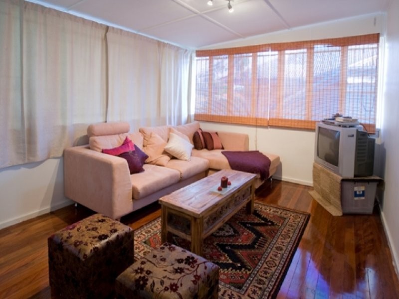 25 Appleby Road, Stafford QLD 4053