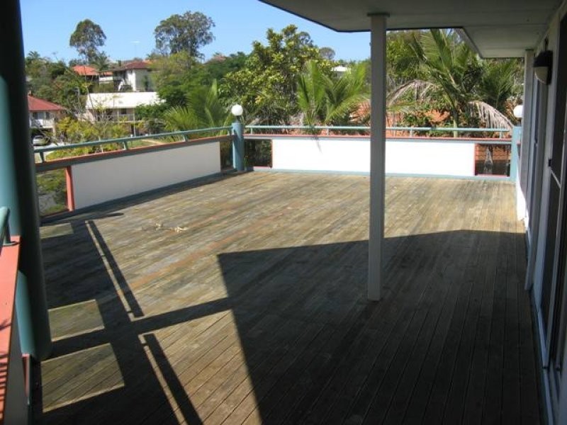 38 Deerdale Street, Stafford Heights QLD 4053