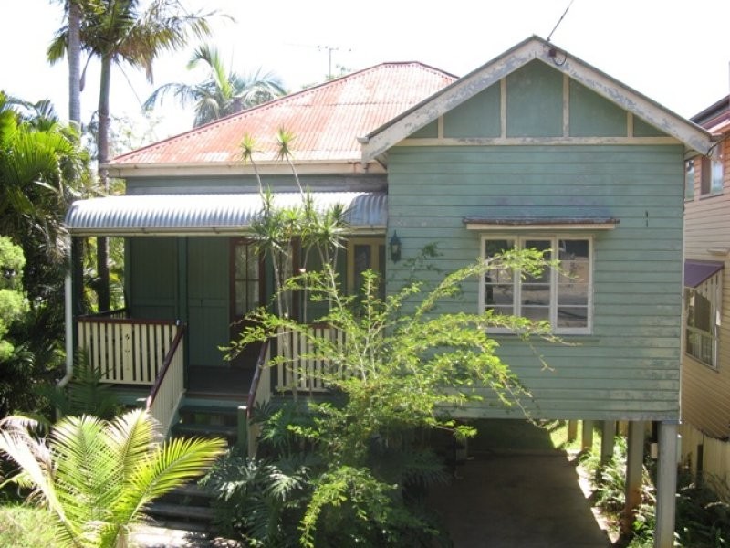 245 Days Road, Grange QLD 4051