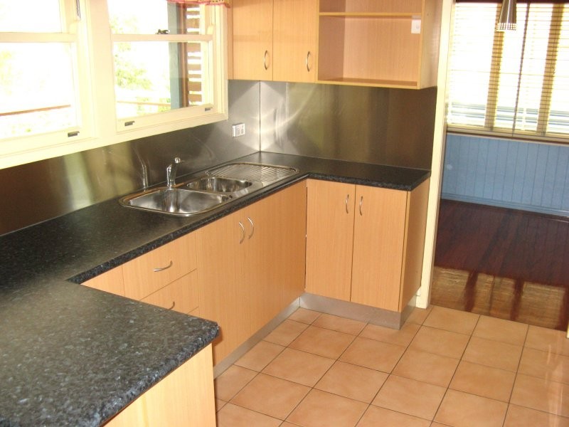 19 Aldren Street, Stafford Heights QLD 4053