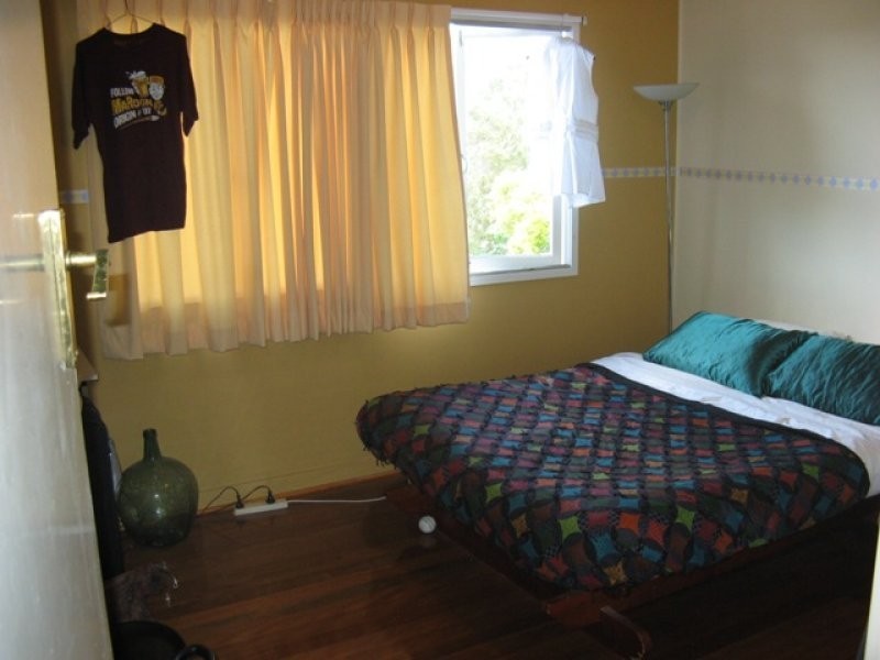 8 Kingaroy Street, Stafford Heights QLD 4053