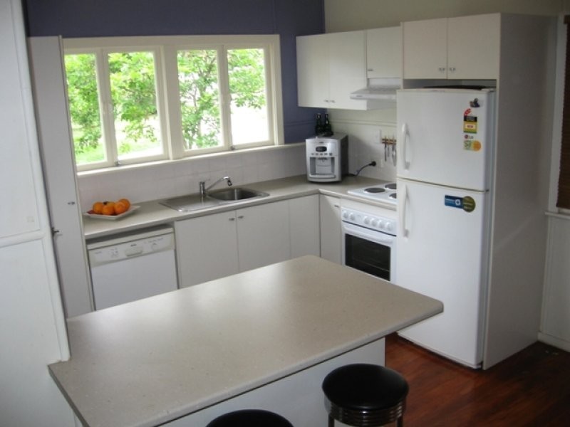 234 Kitchener Road, Stafford Heights QLD 4053