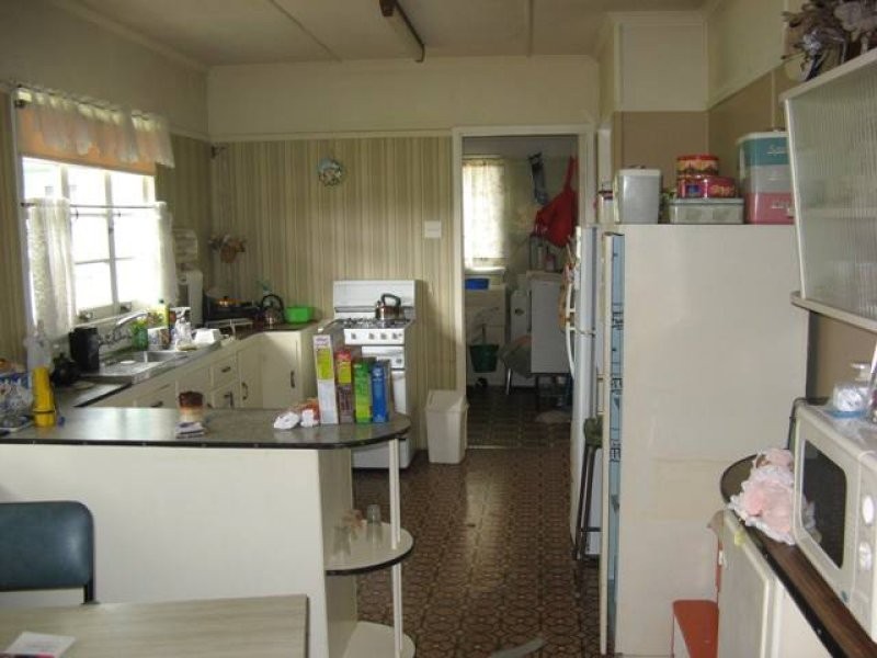 6 Harold Street, Stafford QLD 4053