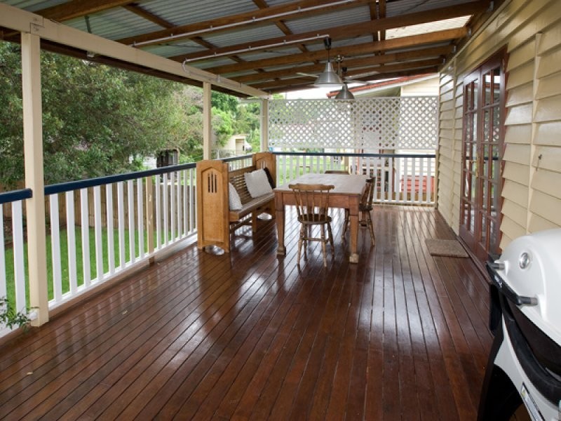 118 Albion Road, Windsor QLD 4030