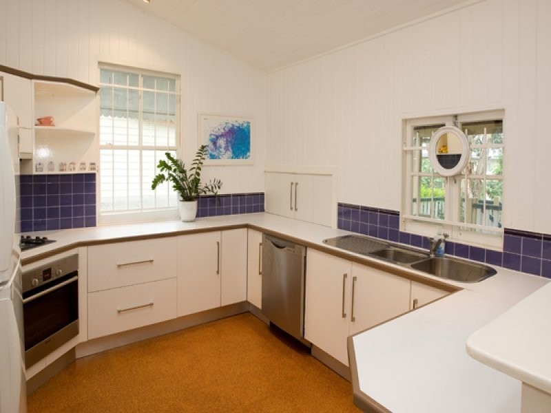 118 Albion Road, Windsor QLD 4030