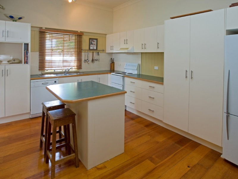 30 Lydia Street, Wooloowin QLD 4030