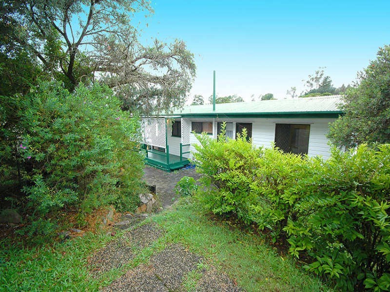 62 Falkirk Street, Stafford Heights QLD 4053