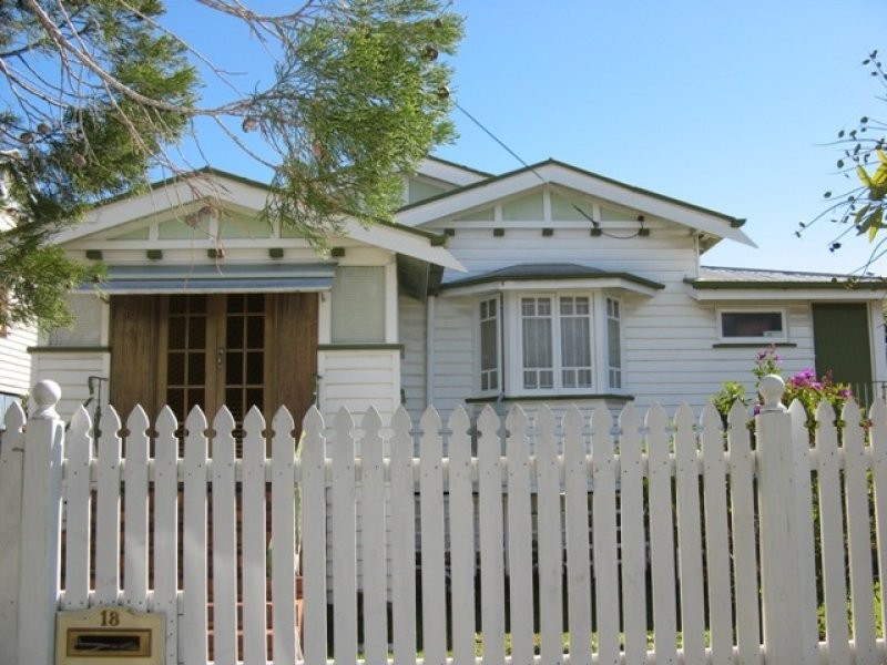 18 Ramsay Street, Kedron QLD 4031