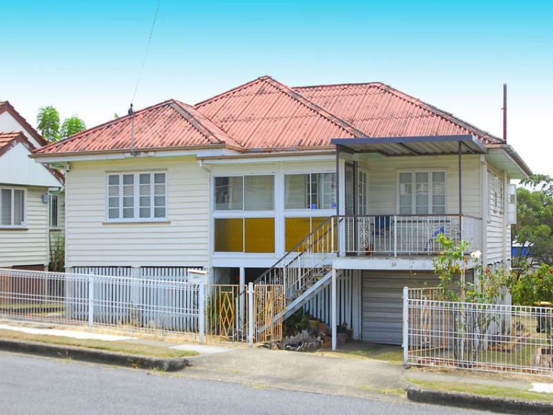 11 Gamelin Crescent, Stafford QLD 4053