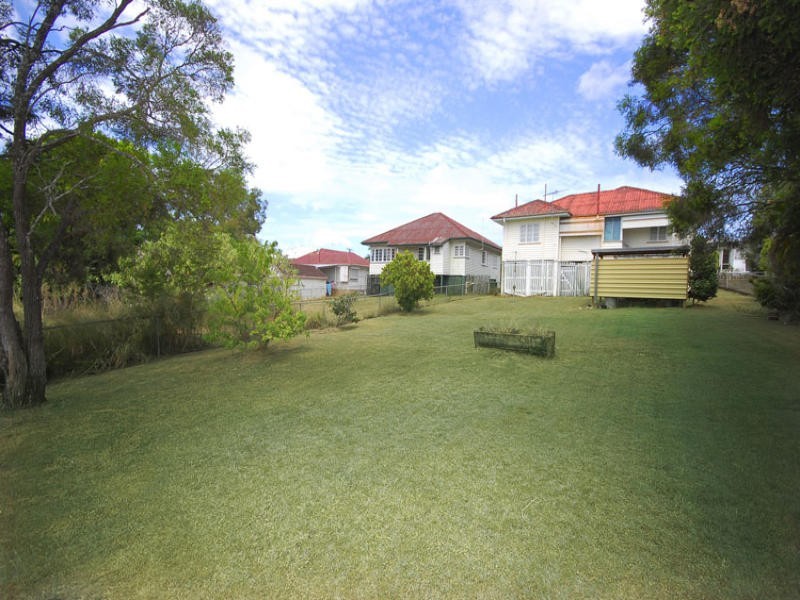 11 Gamelin Crescent, Stafford QLD 4053